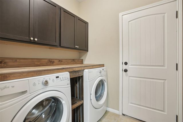8 Rock Hollow CIR, Wimberley, TX 78676