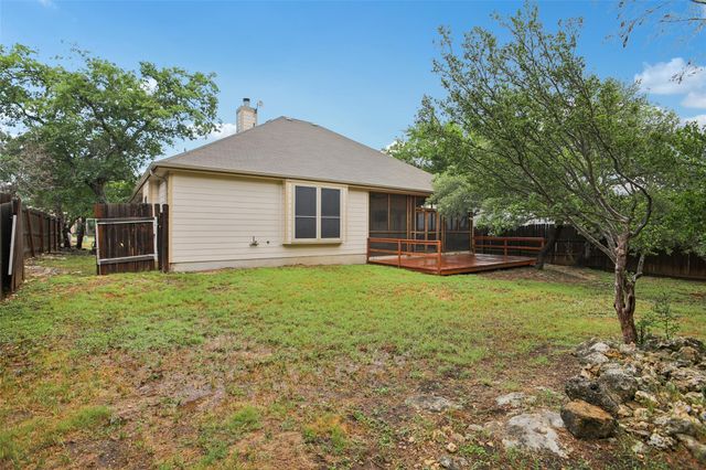8 Rock Hollow CIR, Wimberley, TX 78676