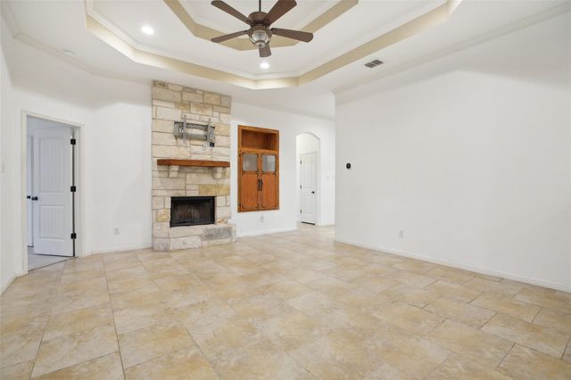 8 Rock Hollow CIR, Wimberley, TX 78676