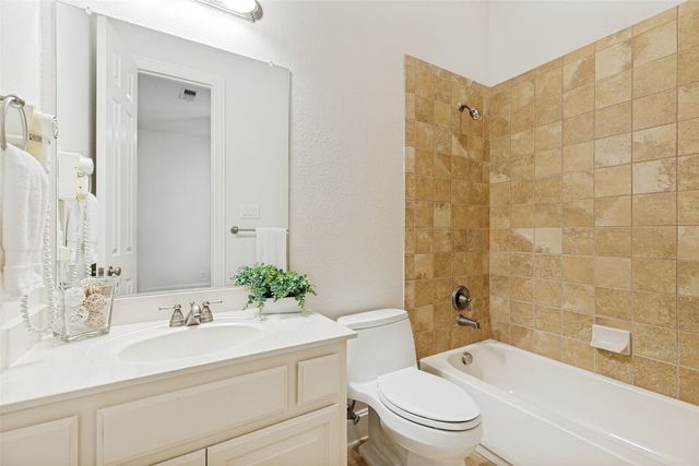 8308 Craftsbury Lane, Mckinney, TX 75071