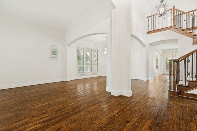 8308 Craftsbury Lane, Mckinney, TX 75071