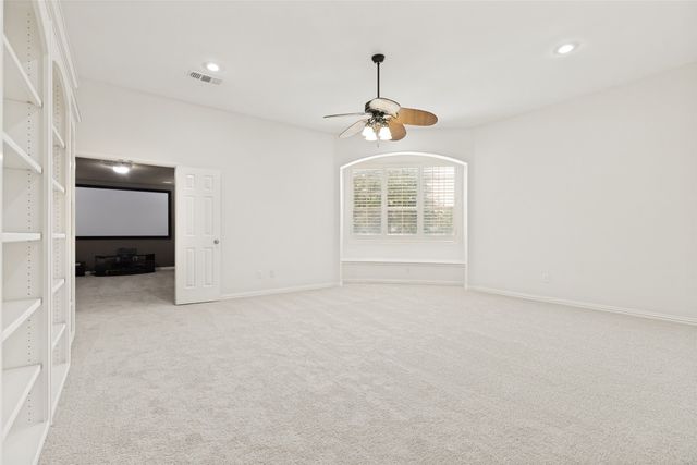 8308 Craftsbury Lane, Mckinney, TX 75071