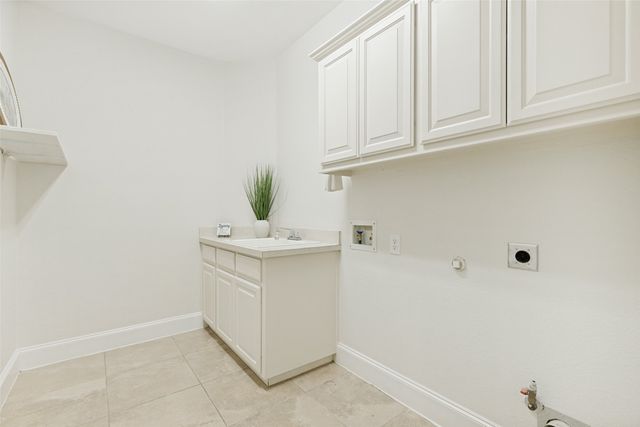 8308 Craftsbury Lane, Mckinney, TX 75071