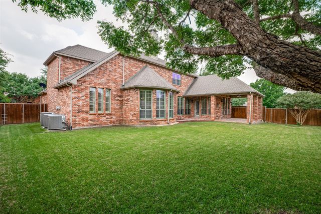 8308 Craftsbury Lane, Mckinney, TX 75071
