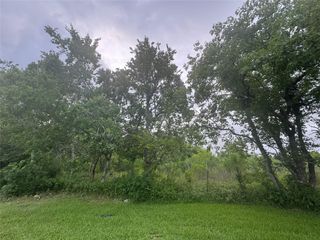823 29th Street, Dickinson, TX 77539