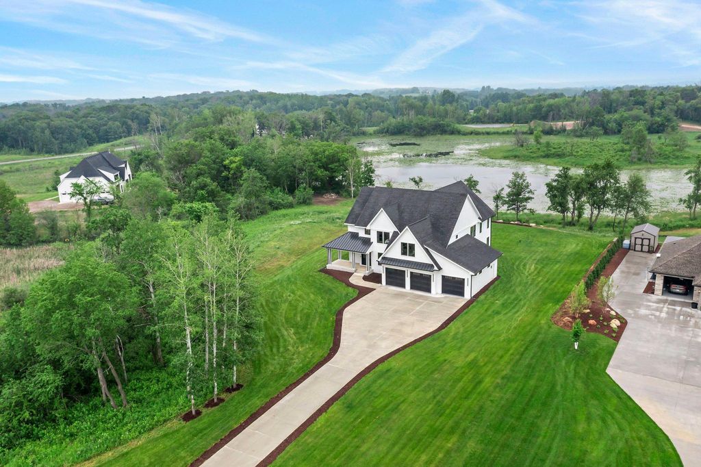9743 Frontier Lane, Lakeville, MN 55044