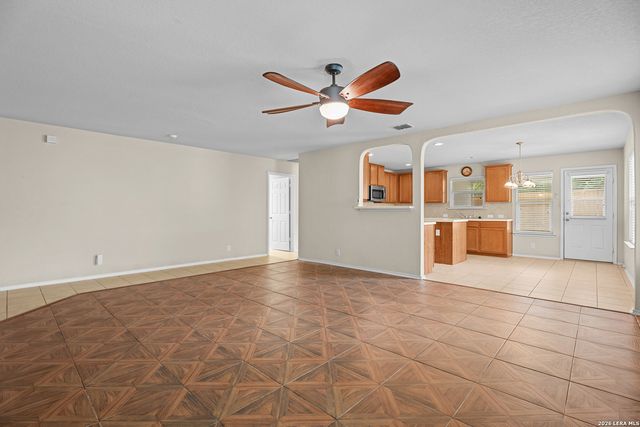 107 FINCH KNL, San Antonio, TX 78253