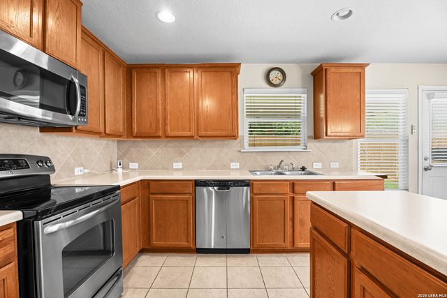 107 FINCH KNL, San Antonio, TX 78253