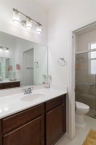 11828 SW 253rd St, Homestead, FL 33032