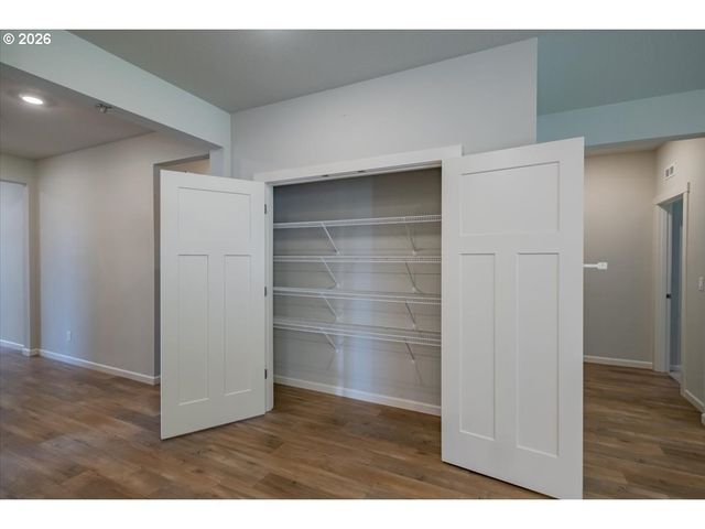 315 CYPRESS St, Mt Angel, OR 97362
