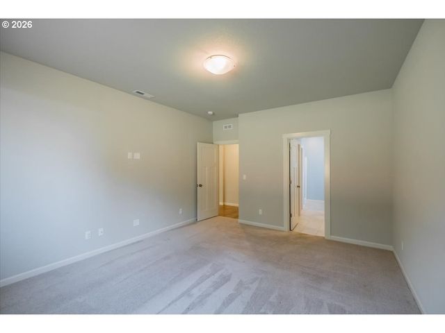 315 CYPRESS St, Mt Angel, OR 97362