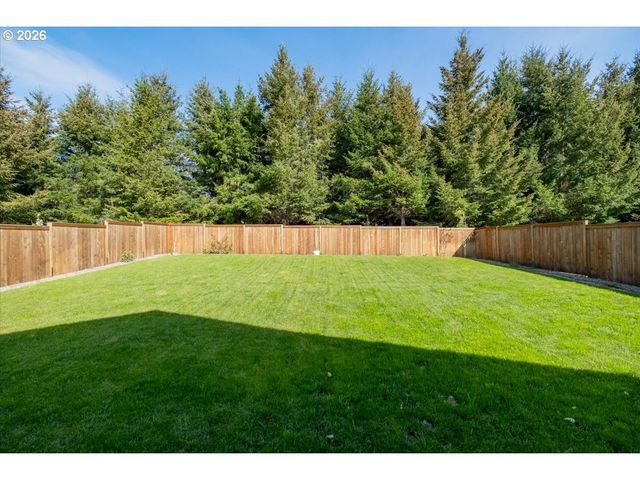 315 CYPRESS St, Mt Angel, OR 97362