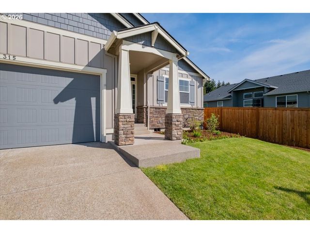 315 CYPRESS St, Mt Angel, OR 97362