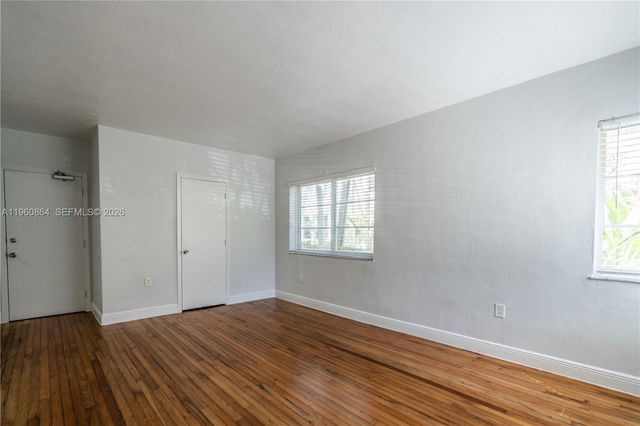 1011 Bay Dr 105, Miami Beach, FL 33141