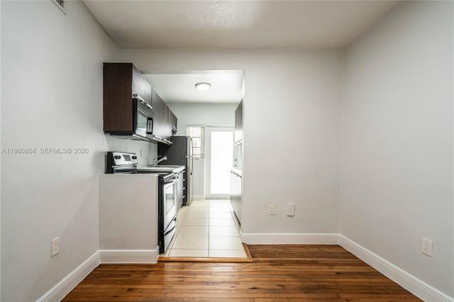 1011 Bay Dr 105, Miami Beach, FL 33141