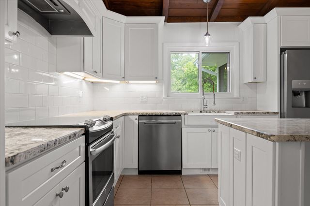 3907 Lake Haven Circle, Chattanooga, TN 37416