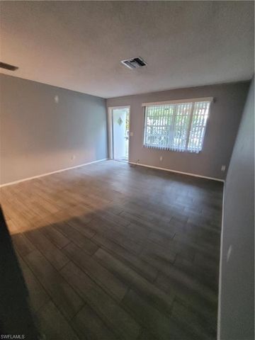 1865 Lavonia LN, North Fort Myers, FL 33917