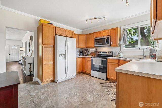 10434 11th Avenue Ct S, Tacoma, WA 98444