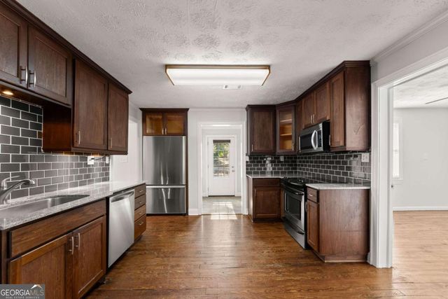 59 W Wright Street, Winder, GA 30680