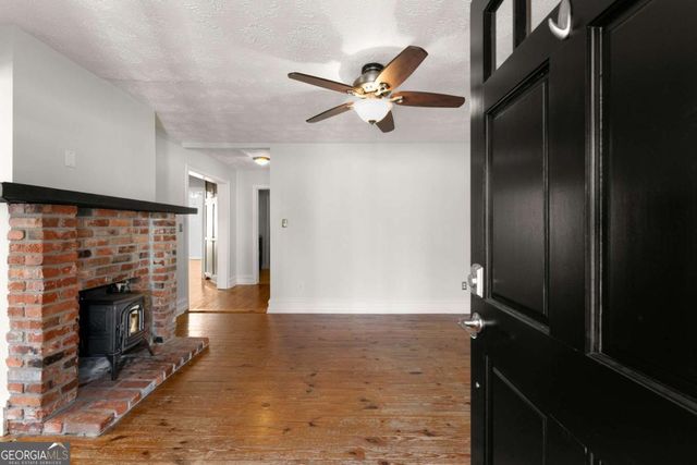 59 W Wright Street, Winder, GA 30680