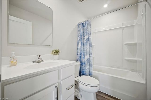 334 Forecastle ST, Portsmouth, VA 23702