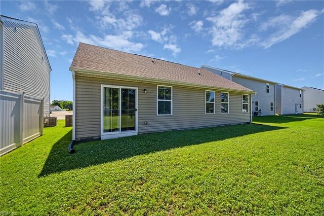 334 Forecastle ST, Portsmouth, VA 23702