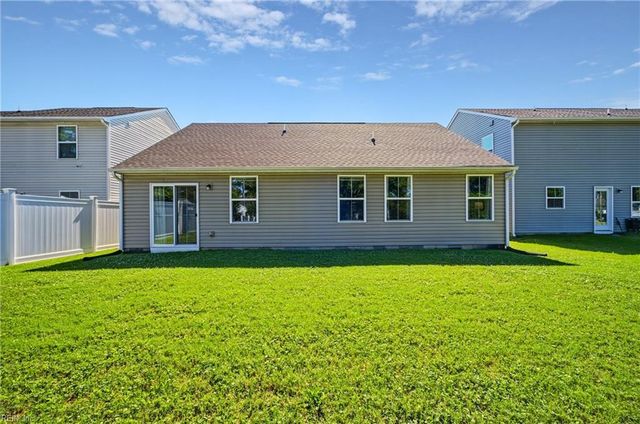 334 Forecastle ST, Portsmouth, VA 23702