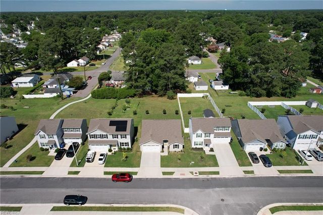 334 Forecastle ST, Portsmouth, VA 23702