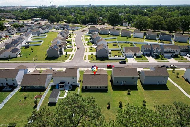 334 Forecastle ST, Portsmouth, VA 23702