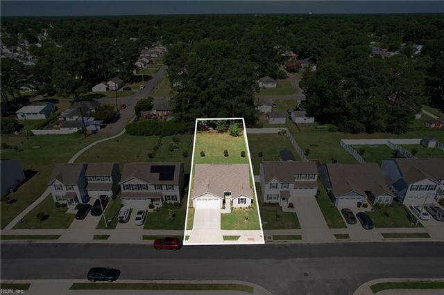 334 Forecastle ST, Portsmouth, VA 23702