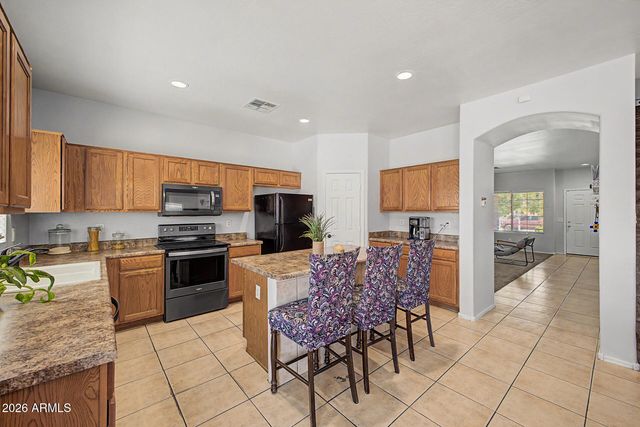 9231 W RAYMOND Street, Tolleson, AZ 85353
