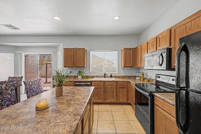 9231 W RAYMOND Street, Tolleson, AZ 85353