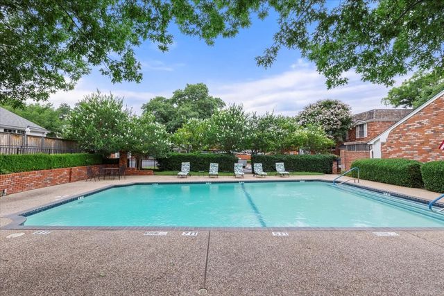 1357 Roaring Springs Road, Fort Worth, TX 76114