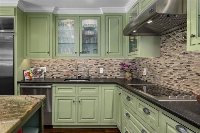 1357 Roaring Springs Road, Fort Worth, TX 76114