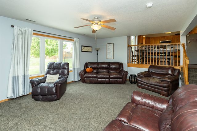 301 N 16th Street, Indianola, IA 50125