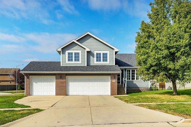 301 N 16th Street, Indianola, IA 50125