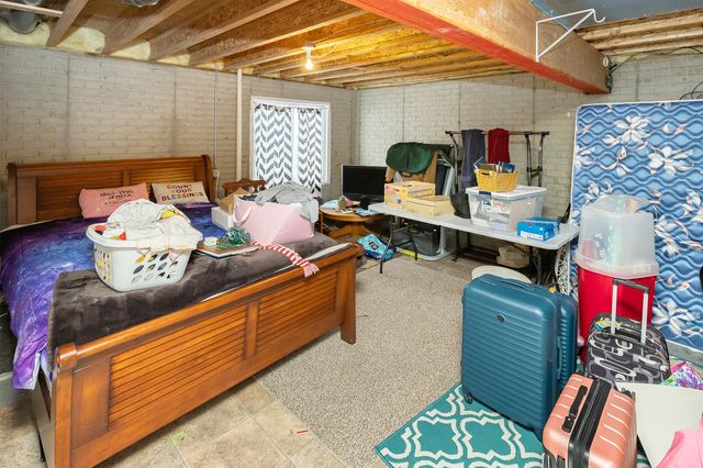 301 N 16th Street, Indianola, IA 50125