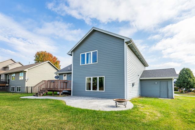 301 N 16th Street, Indianola, IA 50125