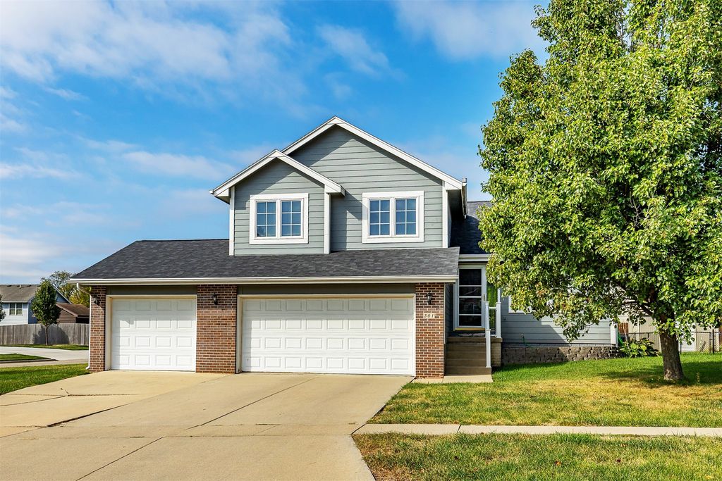 301 N 16th Street, Indianola, IA 50125