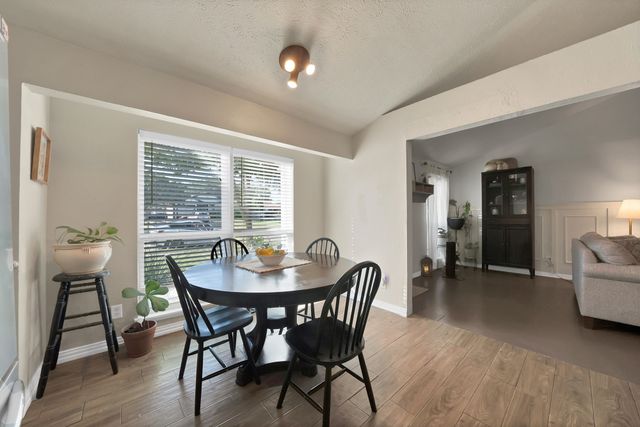 9519 County View Road, Dallas, TX 75249