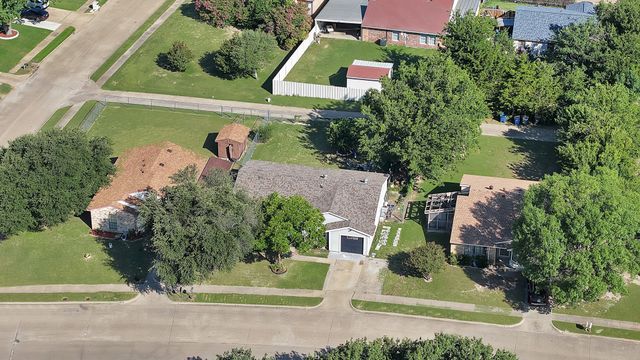 9519 County View Road, Dallas, TX 75249