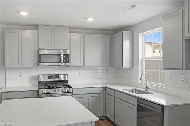 248 Plumtree Court, King, NC 27021