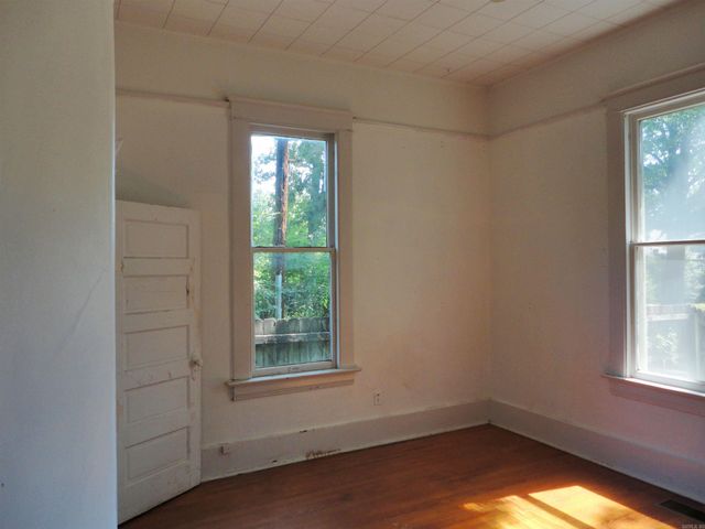 912 S Oak Street, Little Rock, AR 72204