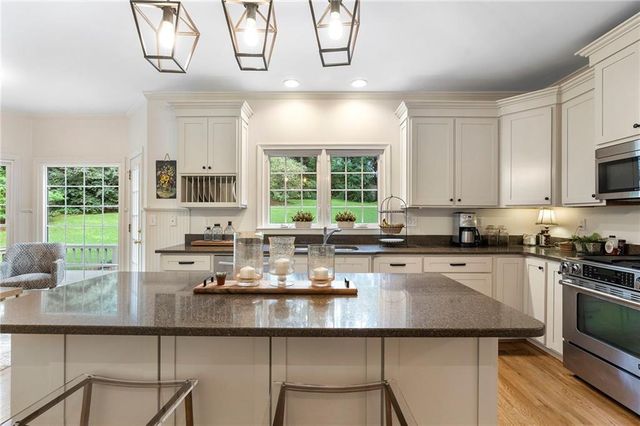 4006 Halisport View NW, Kennesaw, GA 30152