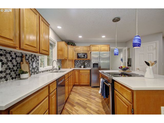 1515 Se 103RD Ave, Vancouver, WA 98664