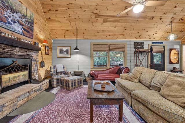 24 Wolf Howl Trail, Sautee Nacoochee, GA 30571