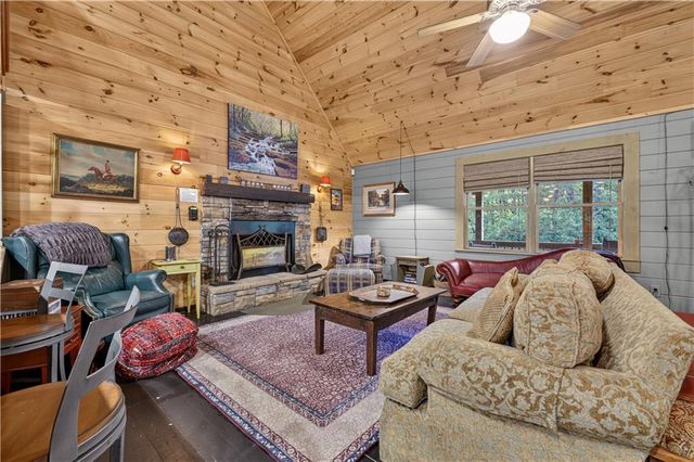 24 Wolf Howl Trail, Sautee Nacoochee, GA 30571
