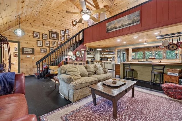 24 Wolf Howl Trail, Sautee Nacoochee, GA 30571