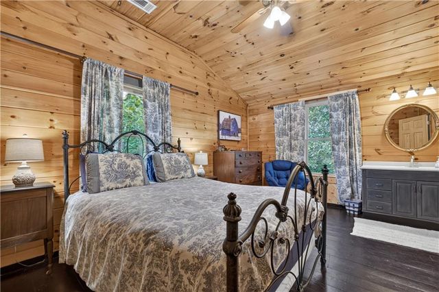 24 Wolf Howl Trail, Sautee Nacoochee, GA 30571
