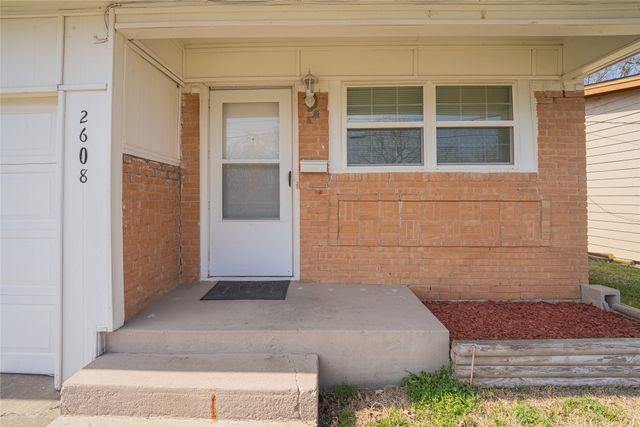 2608 N Hickory Street, Sherman, TX 75092
